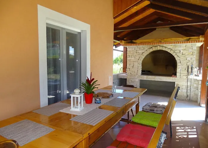 Haus Toni Fuer 9 Personen By Interhome
